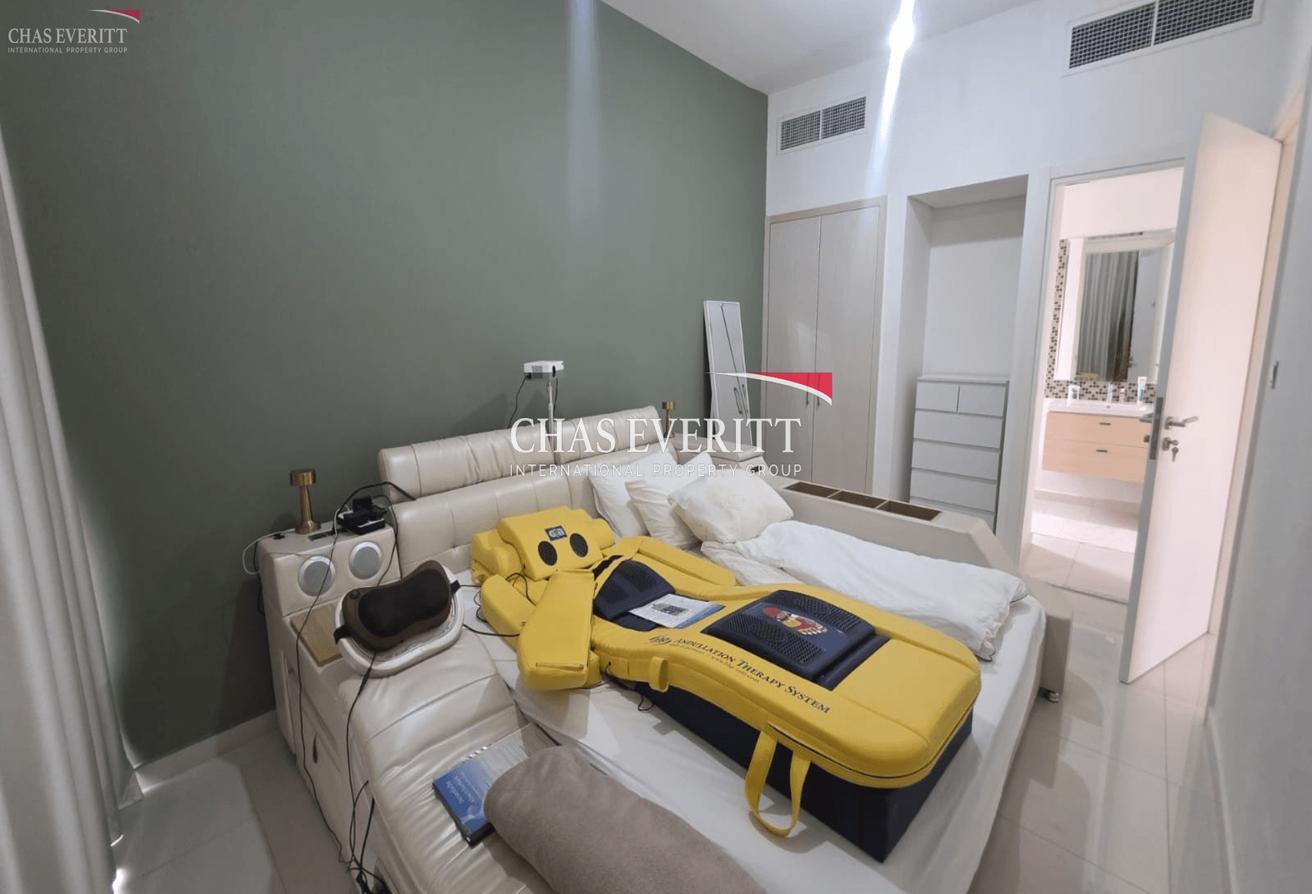 6-Bed Villa +Maid’s | Private Pool | 4,897 Sqft photo 17