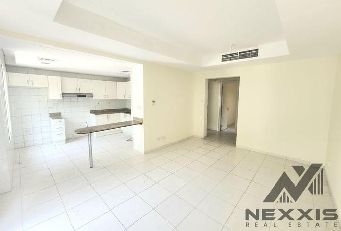 54001155 - Property Image 2