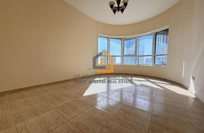 Apartment - 3 Bedrooms - 4 Bathrooms for rent in New Al Taawun Road - Al Taawun - Sharjah