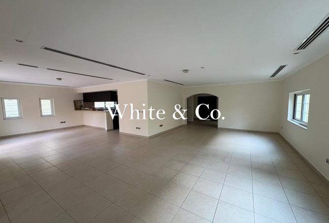 92708665 - Property Image 3