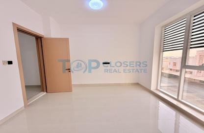 Apartment - 1 Bedroom - 2 Bathrooms for rent in Civic Center - Al Jimi - Al Ain