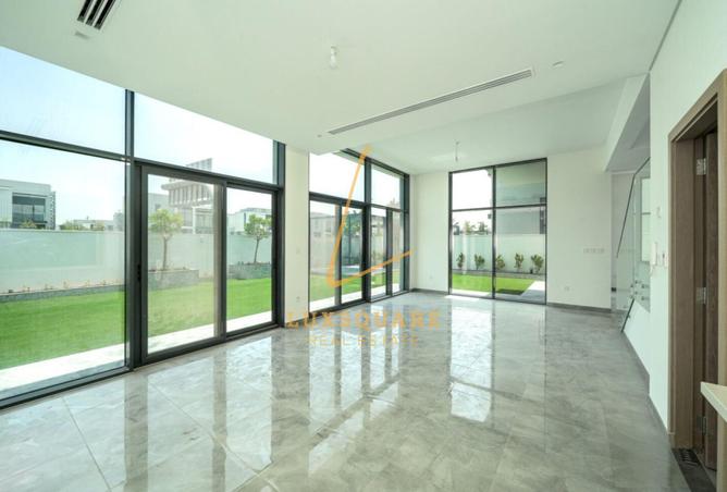 72305985 - Property Image 2