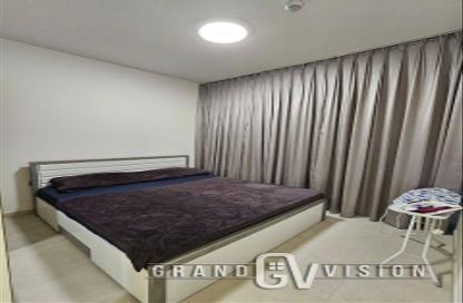 Apartment - 1 - 2 for rent in Binghatti Canal - Business Bay - Dubai