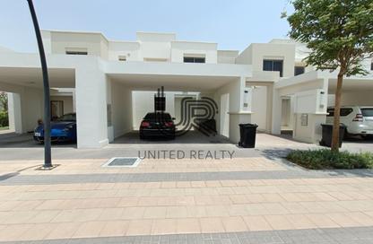 Townhouse - 3 - 3 for rent in Hayat Townhouses - Town Square - Dubai