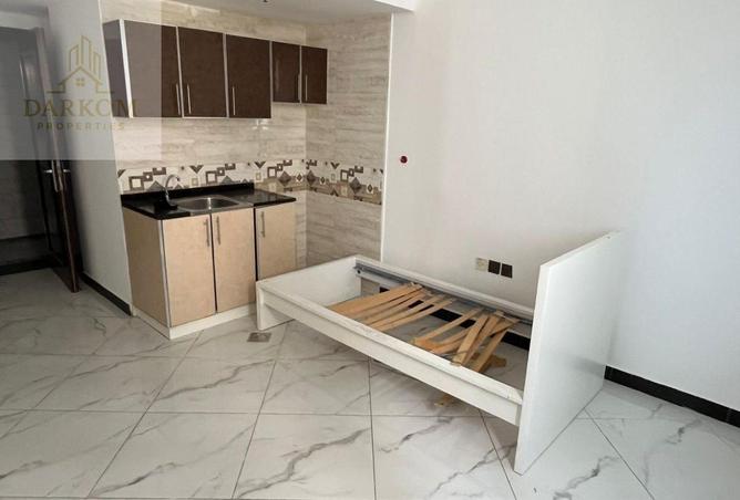 76965429 - Property Image 2