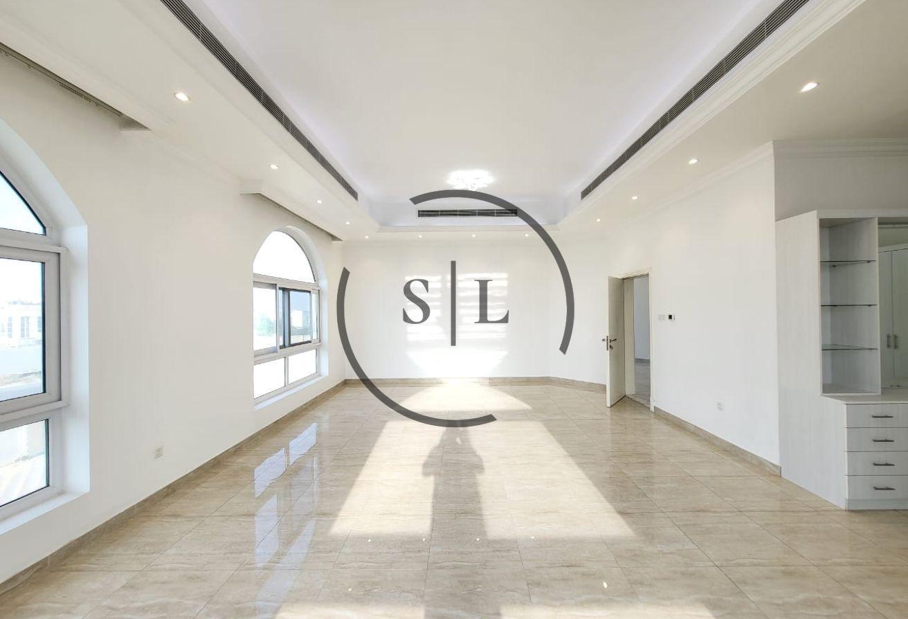 Move-in Ready | Perfect for Families | Wide Space photo 9