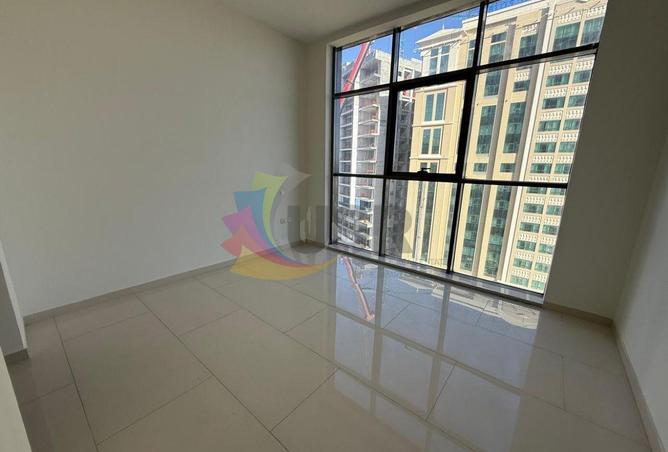 80702625 - Property Image 3