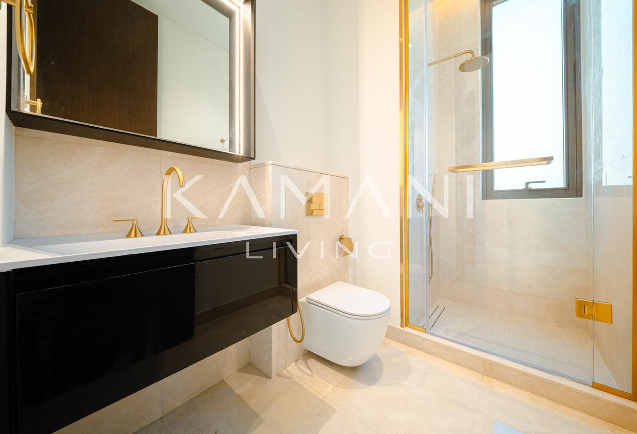 Big Pool | Corner Unit | Available photo 28
