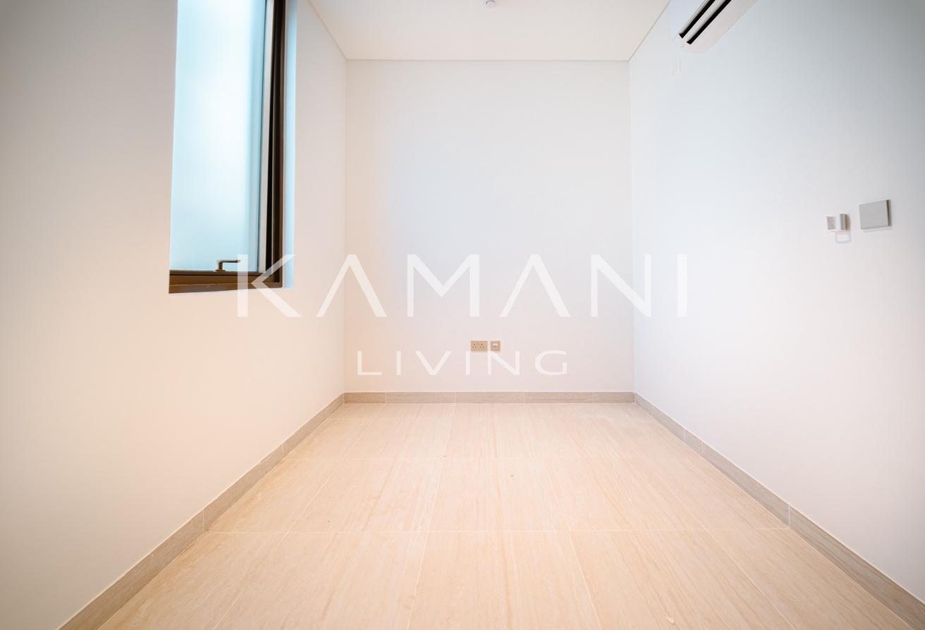 Big Pool | Corner Unit | Available photo 27