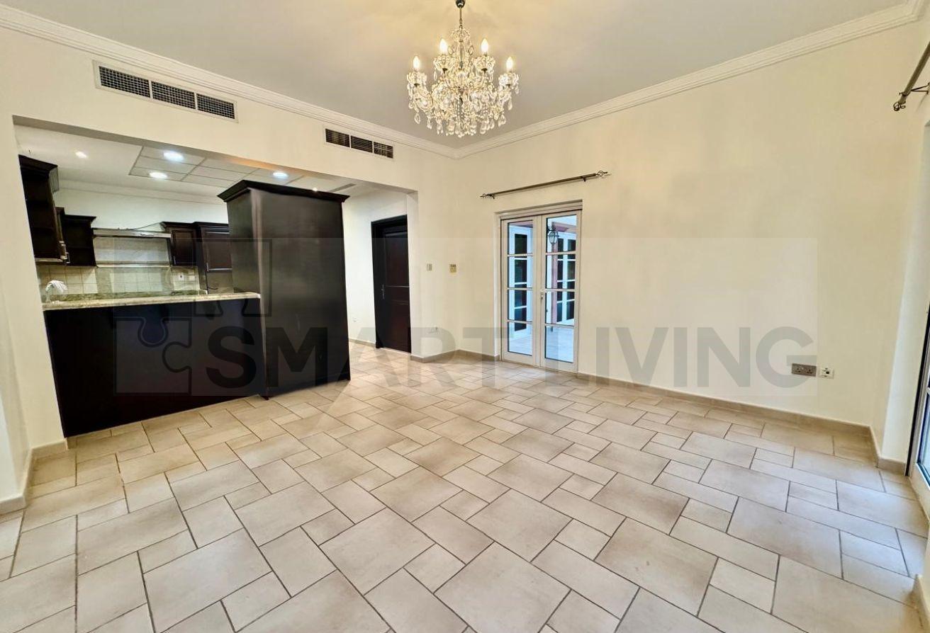 Vacant | Upgraded 4 Bed n Study w Pool | 4 cheques photo 4