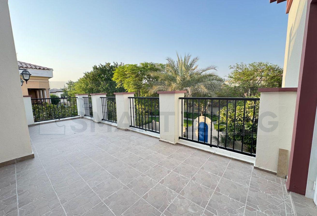 Vacant | Upgraded 4 Bed n Study w Pool | 4 cheques photo 28