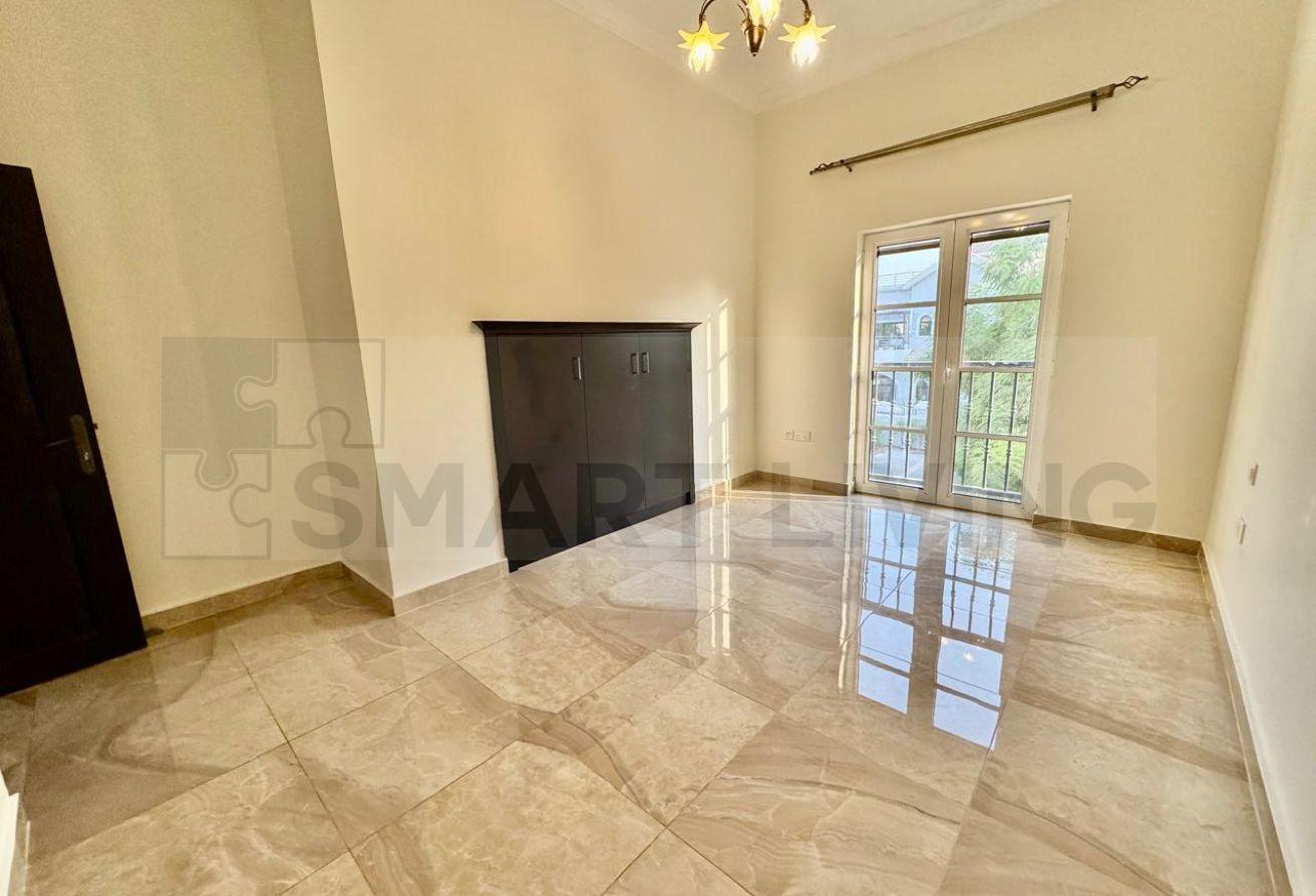 Vacant | Upgraded 4 Bed n Study w Pool | 4 cheques photo 25