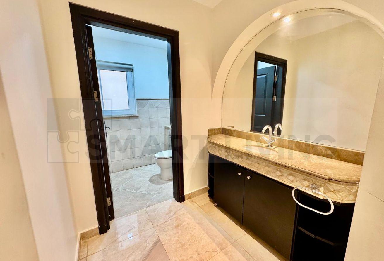 Vacant | Upgraded 4 Bed n Study w Pool | 4 cheques photo 26