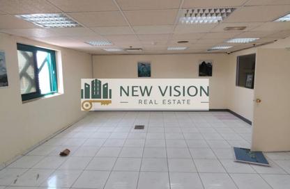 Office Space - Studio - 1 Bathroom for rent in Al Majaz 1 - Al Majaz - Sharjah
