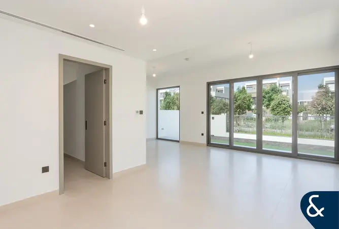 166537377 - Property Image 3