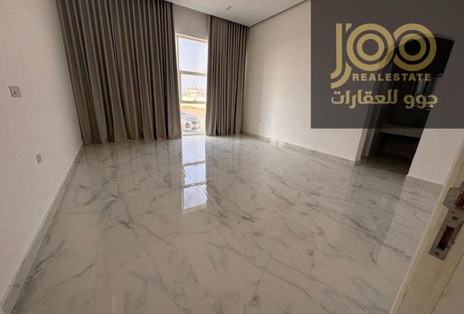 76962657 - Property Image 2