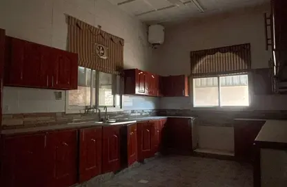 Villa - 5 Bedrooms - 4 Bathrooms for rent in Al Rawda 2 - Al Rawda - Ajman