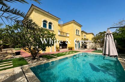Villa - 3 - 4 for sale in District 8 - Jumeirah Park - Dubai Villa - 3 - 4 for sale in District 8 - Jumeirah Park - Dubai