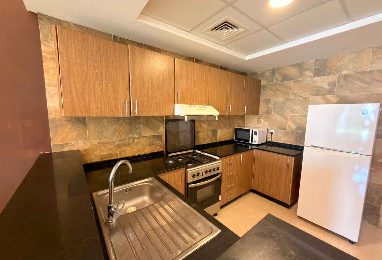 1 Month Free | Spacious | Multiple Chq gallery image