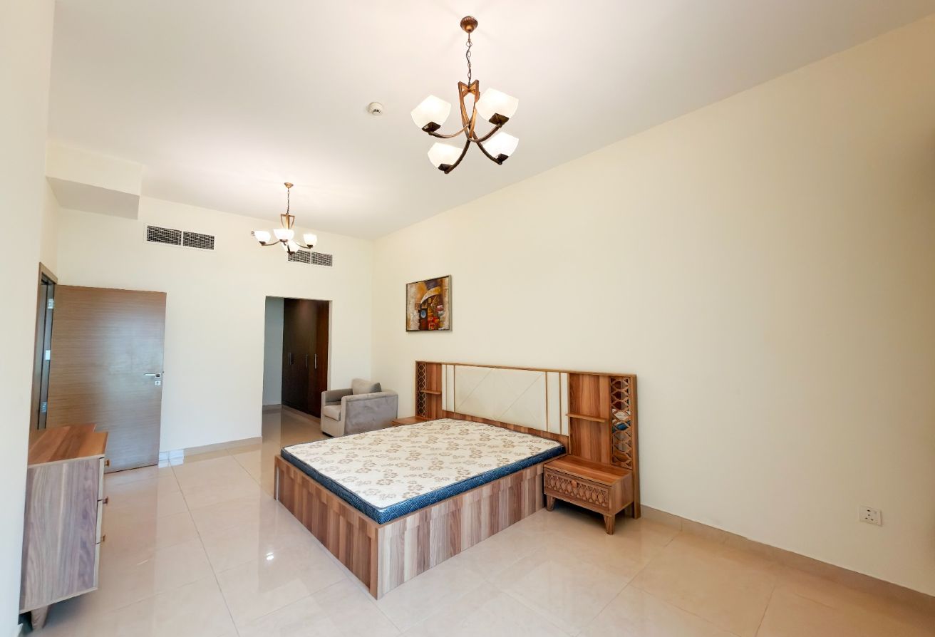 1 Month Free | Spacious | Multiple Chq gallery image