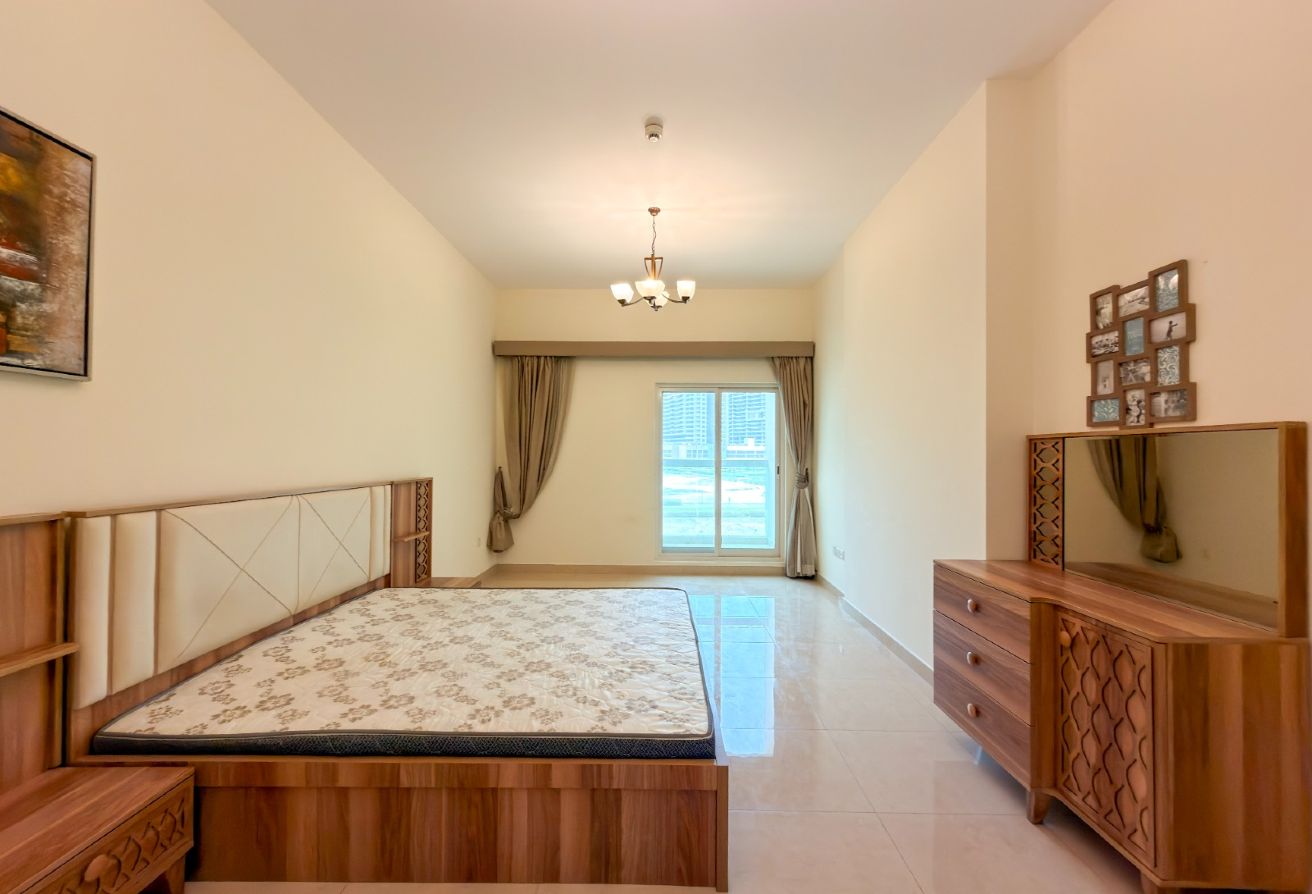 1 Month Free | Spacious | Multiple Chq gallery image