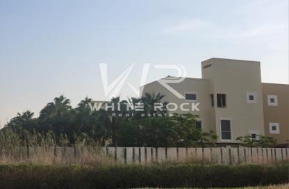 Townhouse - 4 - 6 for sale in Al Tharwaniyah Community - Al Raha Gardens - Abu Dhabi
