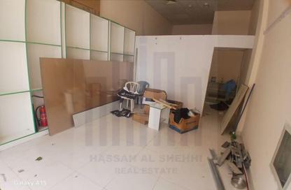 متجر - استوديو - 1 للايجار في طريق فاير ستاشن - مويلح - الشارقة متجر - استوديو - 1 للايجار في طريق فاير ستاشن - مويلح - الشارقة