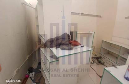 متجر - استوديو - 1 حمام للايجار في طريق فاير ستاشن - مويلح - الشارقة متجر - استوديو - 1 حمام للايجار في طريق فاير ستاشن - مويلح - الشارقة