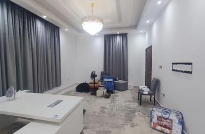Villa - 5 Bedrooms - 6 Bathrooms for rent in Al Yasmeen 1 - Al Yasmeen - Ajman