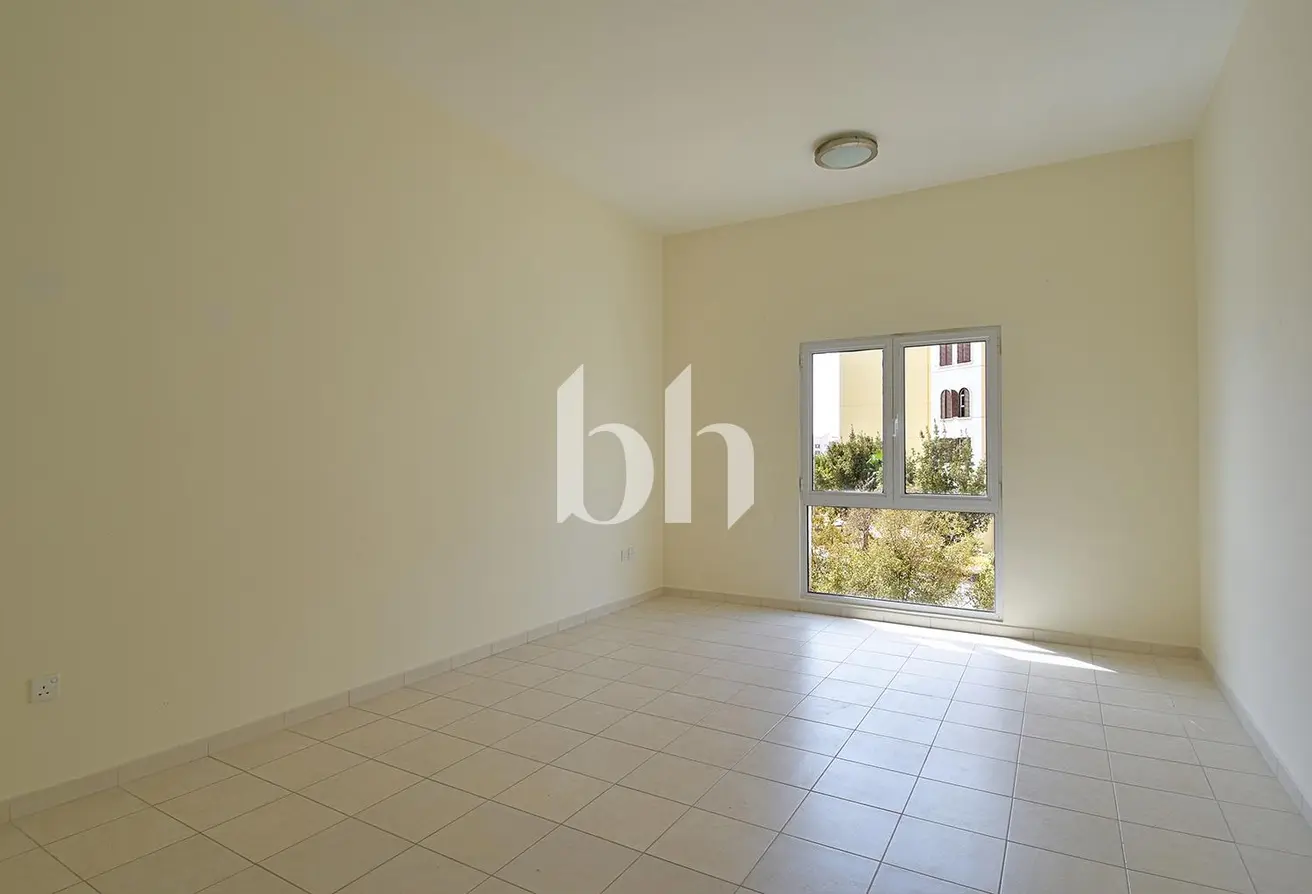 163231242 - Property Main Image