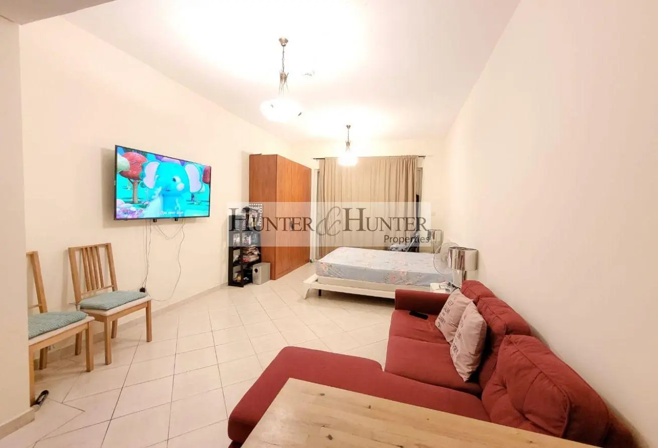 79851618 - Property Main Image