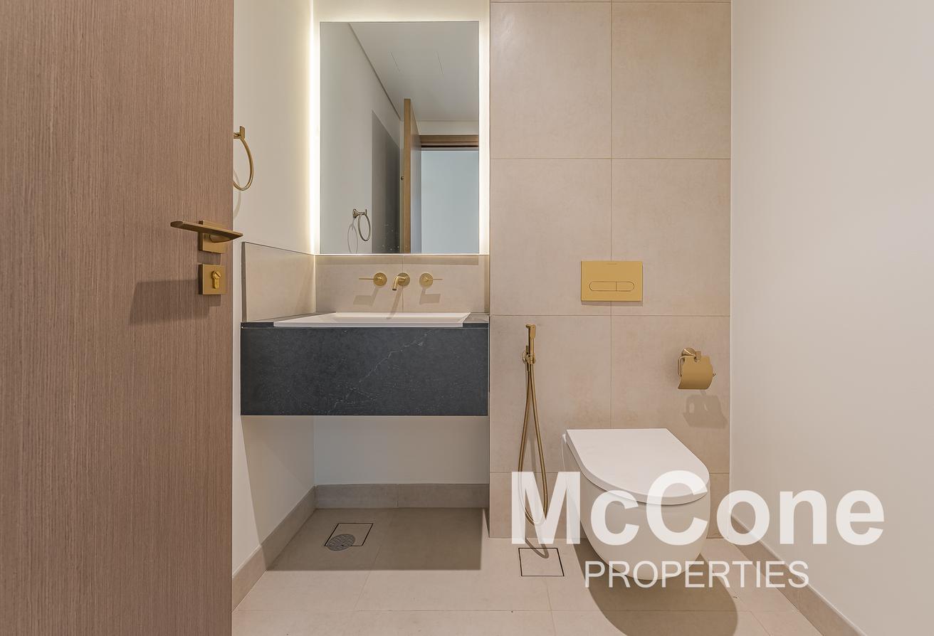 Designer Villa | New Hand Over | Central Location photo 16
