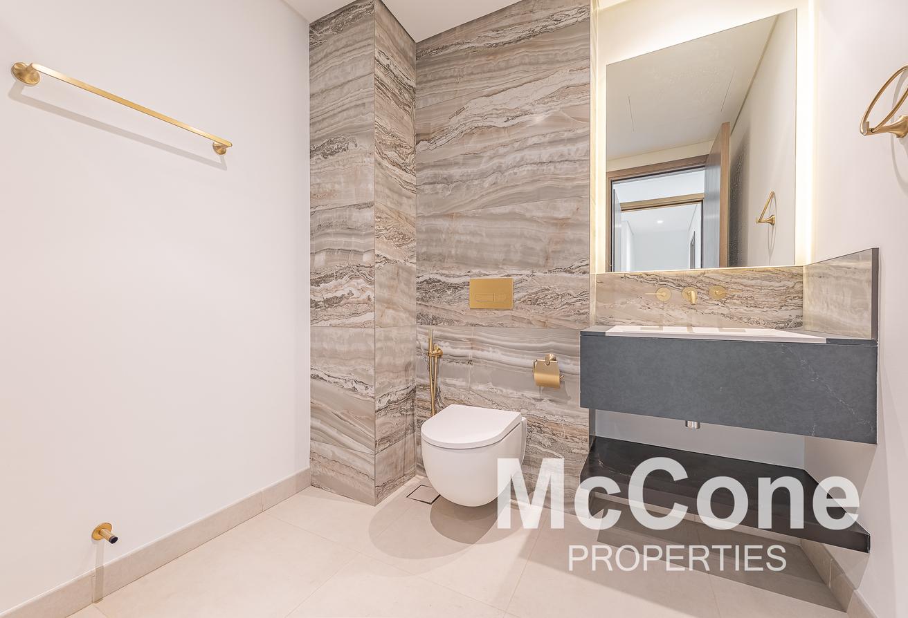 Designer Villa | New Hand Over | Central Location photo 15