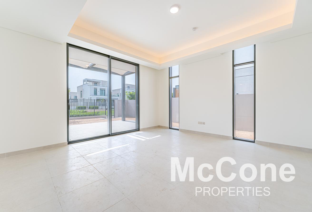 Designer Villa | New Hand Over | Central Location photo 13