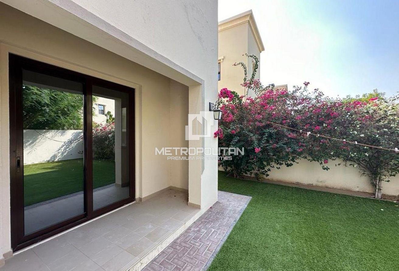 Landscaped | Vacant | Close to Community Pool/Park photo 7