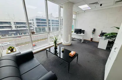 مكتب - غرفة نوم - 1 حمام للايجار في الفجر كومبلكس - عود ميثاء - بر دبي - دبي