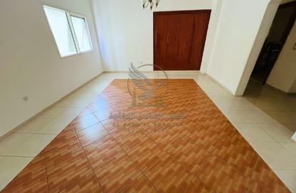 Apartment - 2 - 2 for rent in Qasimia 10 building - Al Mahatta - Al Qasimia - Sharjah