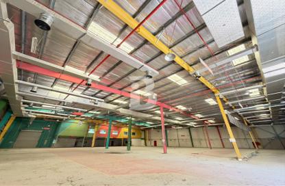 Warehouse - Studio for rent in Dubai Investment Park (DIP) - Dubai