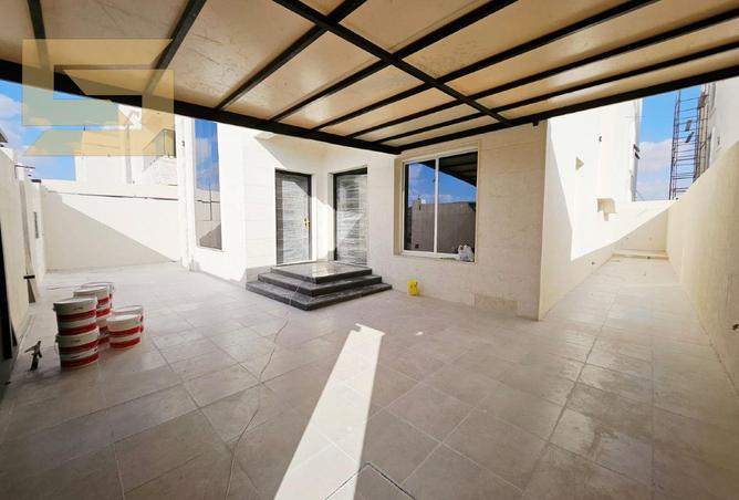85332403 - Property Image 2