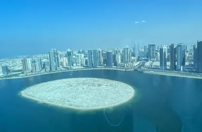 شقة - 2 غرف نوم - 3 حمامات للبيع في برج النخلة 1 - أبراج النخلة - المجاز - الشارقة