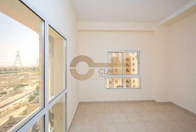 106422405 - Property Image 3