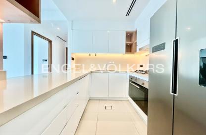 Apartment - 3 Bedrooms - 4 Bathrooms for rent in Vida Residences Dubai Marina - Dubai Marina - Dubai