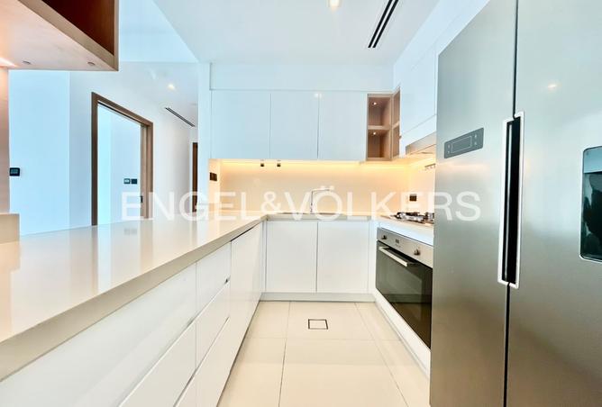 132504393 - Property Image 3