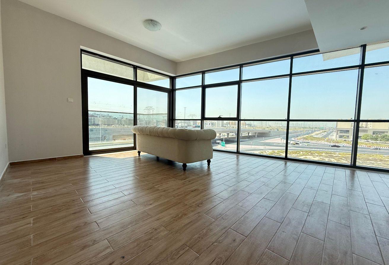 LUXURY 1BHK : RENT 60K : GYM : POOL : PARKING photo 3