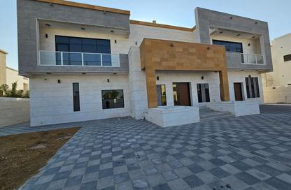 Villa - 5 - 7 for rent in Umm Suqeim 3 Villas - Umm Suqeim 3 - Umm Suqeim - Dubai