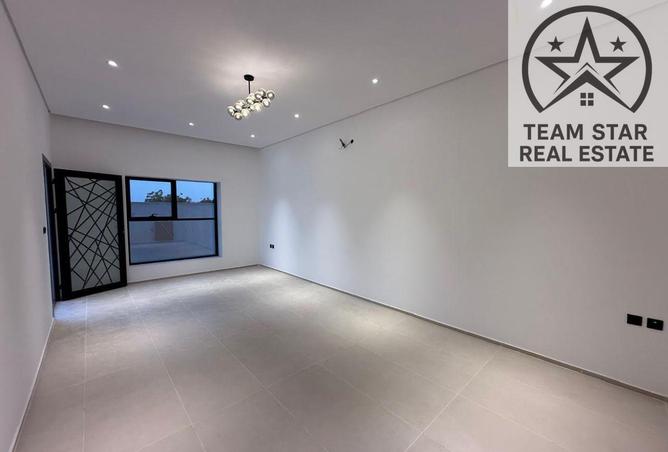 70670691 - Property Image 3