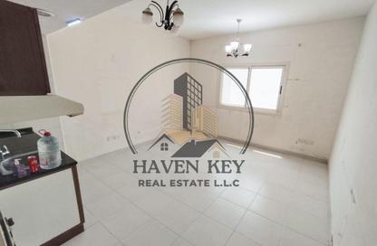 Apartment - Studio - 1 for rent in Fire Station Road - Muwaileh - Sharjah