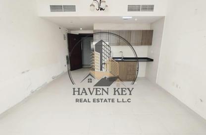 Apartment - Studio - 1 for rent in Fire Station Road - Muwaileh - Sharjah
