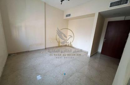 Apartment - 1 - 2 for rent in Al Qulayaa Building - Al Qulaya'ah - Al Sharq - Sharjah Apartment - 1 - 2 for rent in Al Qulayaa Building - Al Qulaya'ah - Al Sharq - Sharjah