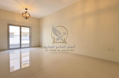 Apartment - 2 - 3 for rent in Al Jurf 3 - Al Jurf - Ajman